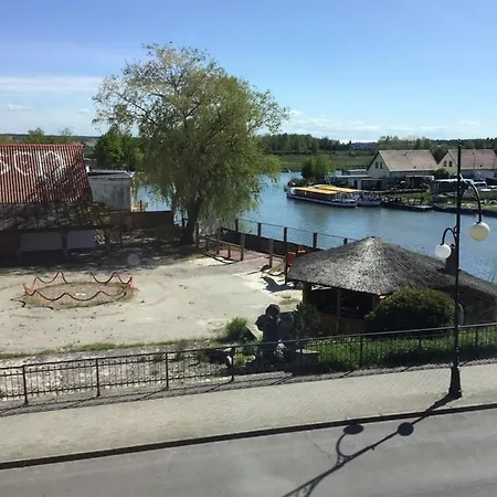 Pokoje Goscinne Lusia Łeba Exterior foto