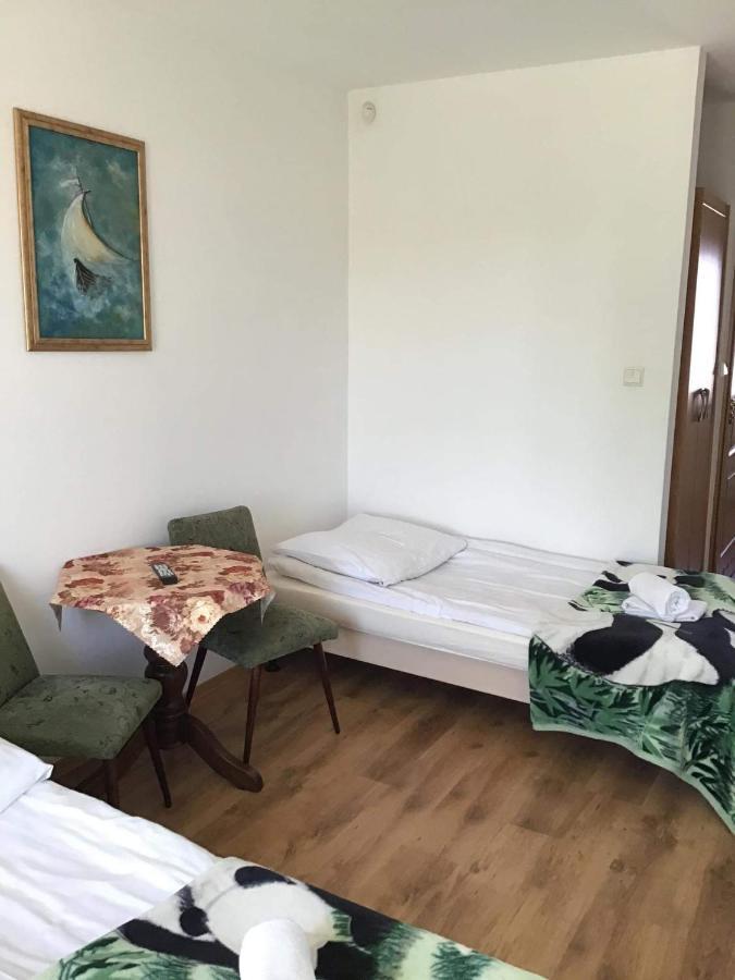Pokoje Goscinne Lusia Privatunterkunft Leba